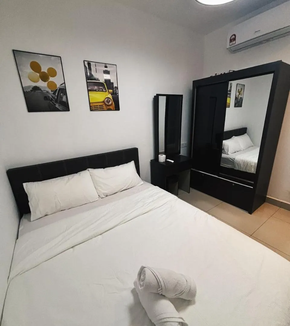 Room With Privatetoilet, Near Ksl Mall, Harimau contacts